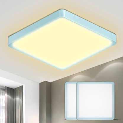 Quadratische LED-Deckenleuchte mit flachem Lichtpanel und hellblauem Rahmen