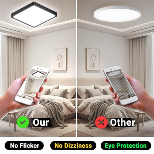 Quadratische LED-Deckenleuchte im Deckenrahmen, schwarzer Rand und weiße Lichtfläche