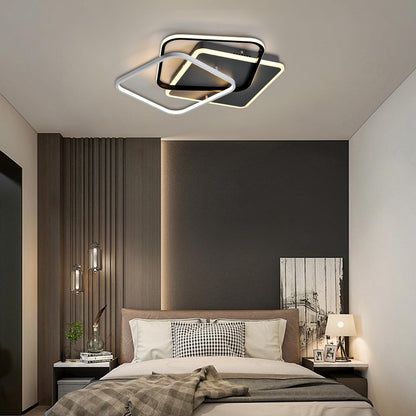 LED-Deckenleuchte über Bett, quadratisches Design mit schwarz-weißem Rahmen