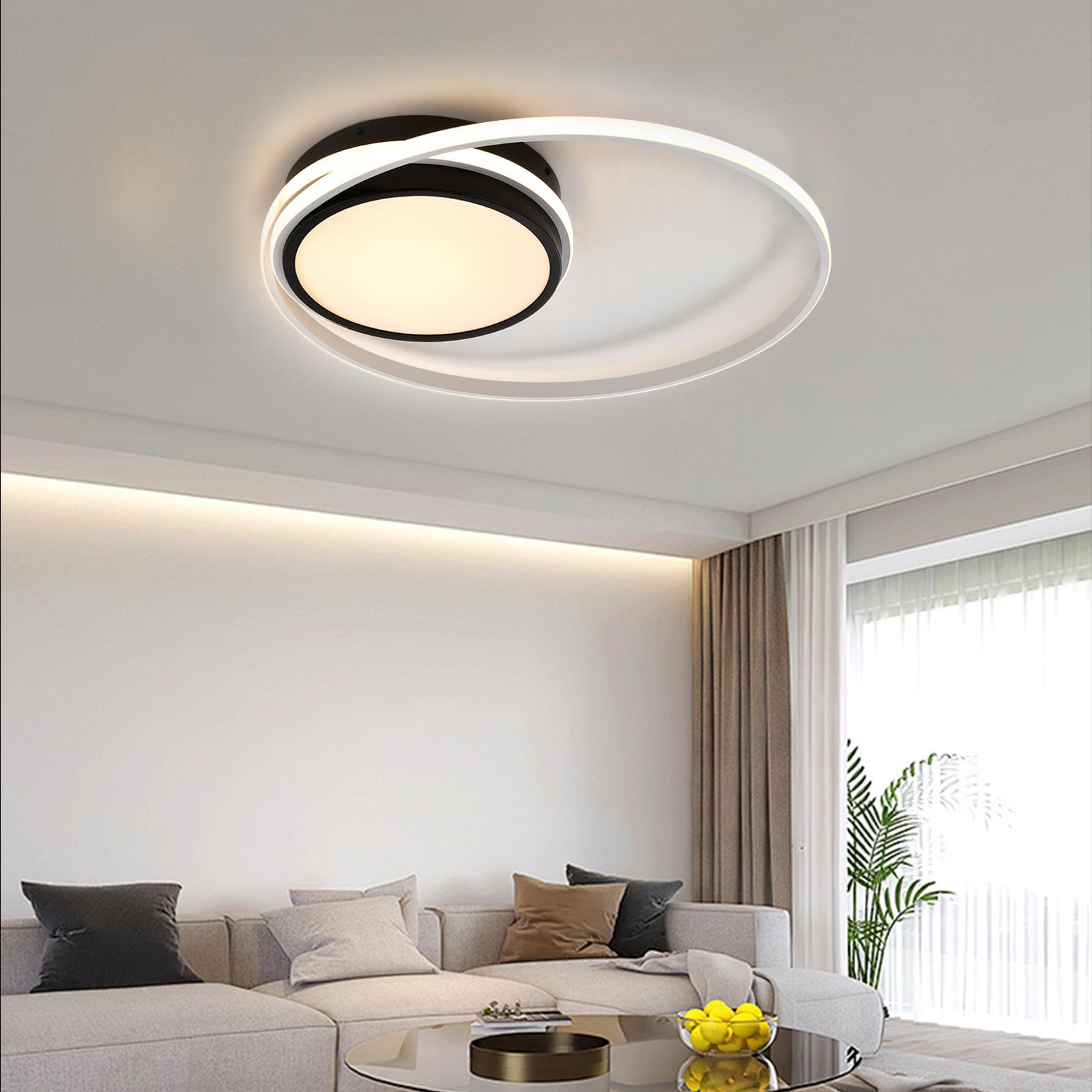 Runde LED-Deckenleuchte, flach an der Decke: schwarzer Innenring, weißer Rahmen