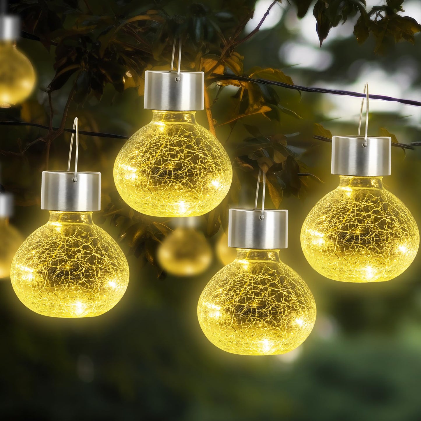 Solar-Hängeleuchte mit gelber Crackle-Glaskugel und silbernem Lampenschirm, warmweiß.