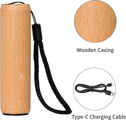 Mini-Taschenlampe mit Holzschale und schwarzer Kordel, inkl. Type-C-Ladekabel