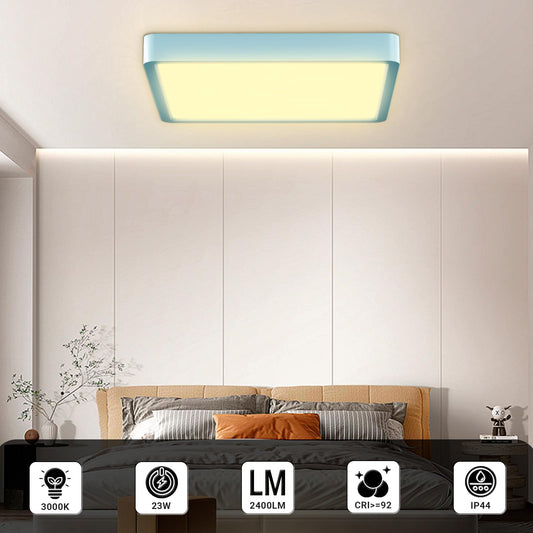 Flache quadratische LED-Deckenleuchte mit hellblauem Rand, warmweißes Licht