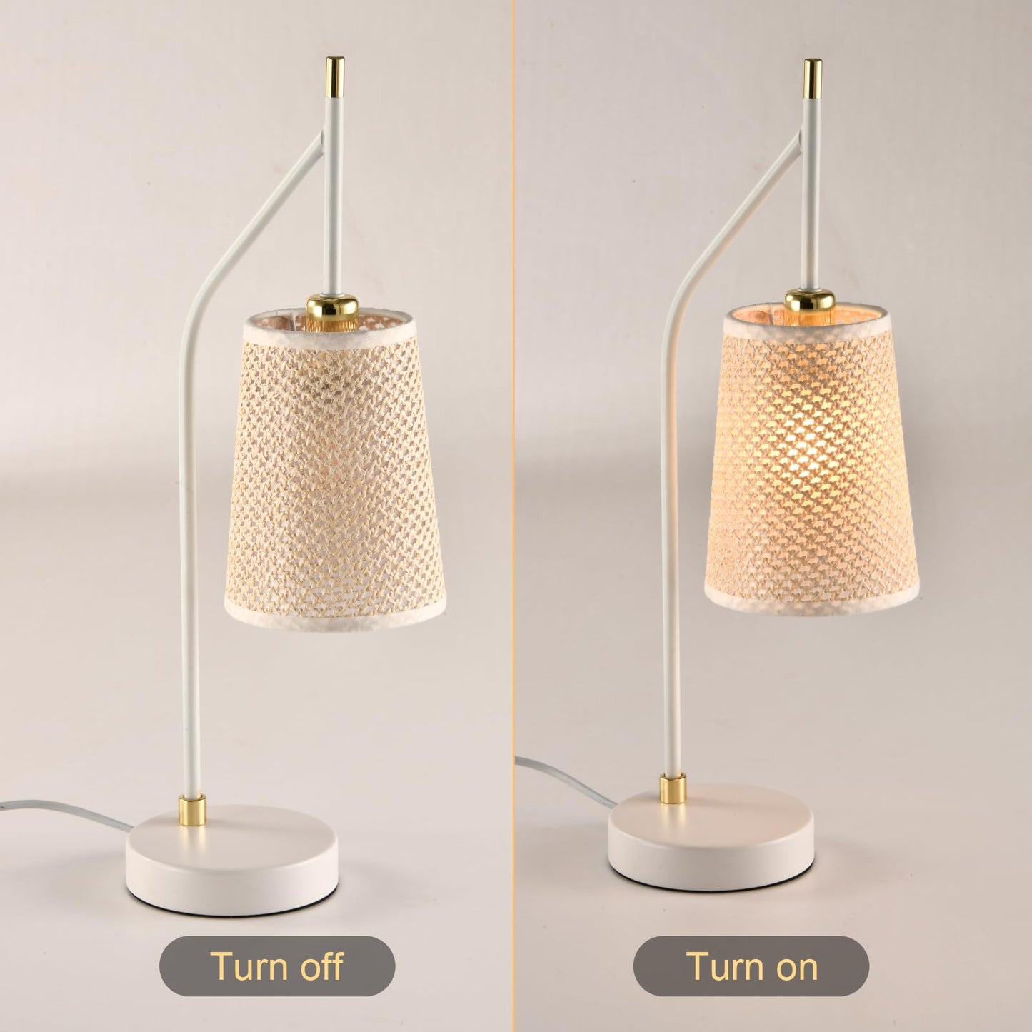 Tischlampe mit beigem Stoffschirm, gebogenem weißem Ständer und goldfarbenem Anschluss