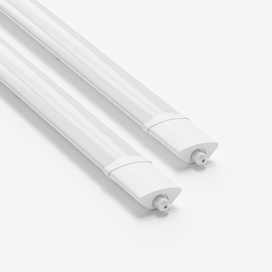 LED-Feuchtraumleuchte mit zwei Endkappen und eingelassener LED-Röhre, weiß
