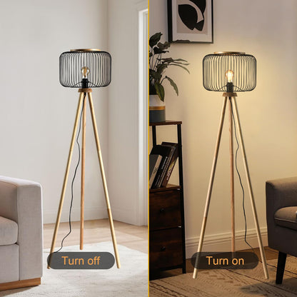 Stehlampe mit Drahtschirm und Holzbeinen, einmal ein- und einmal ausgeschaltet
