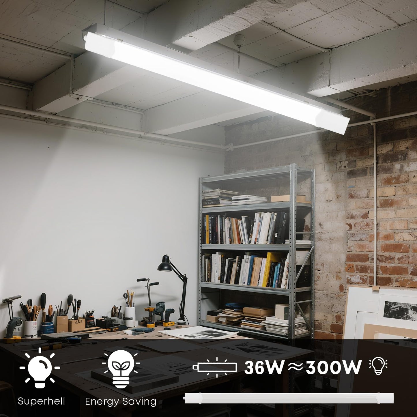 LED-Feuchtraumleuchte an der Decke, heller weißer Lichtbalken im Werkstattbereich.