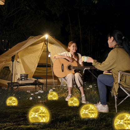 Solar-Bodenleuchten mit Crackle-Glas-Kugeln im Outdoor-Einsatz, warmweißes Licht
