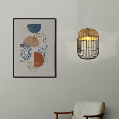 Hängelampe mit rundem Rattan-Lampenschirm und schwarzem Drahtkorb