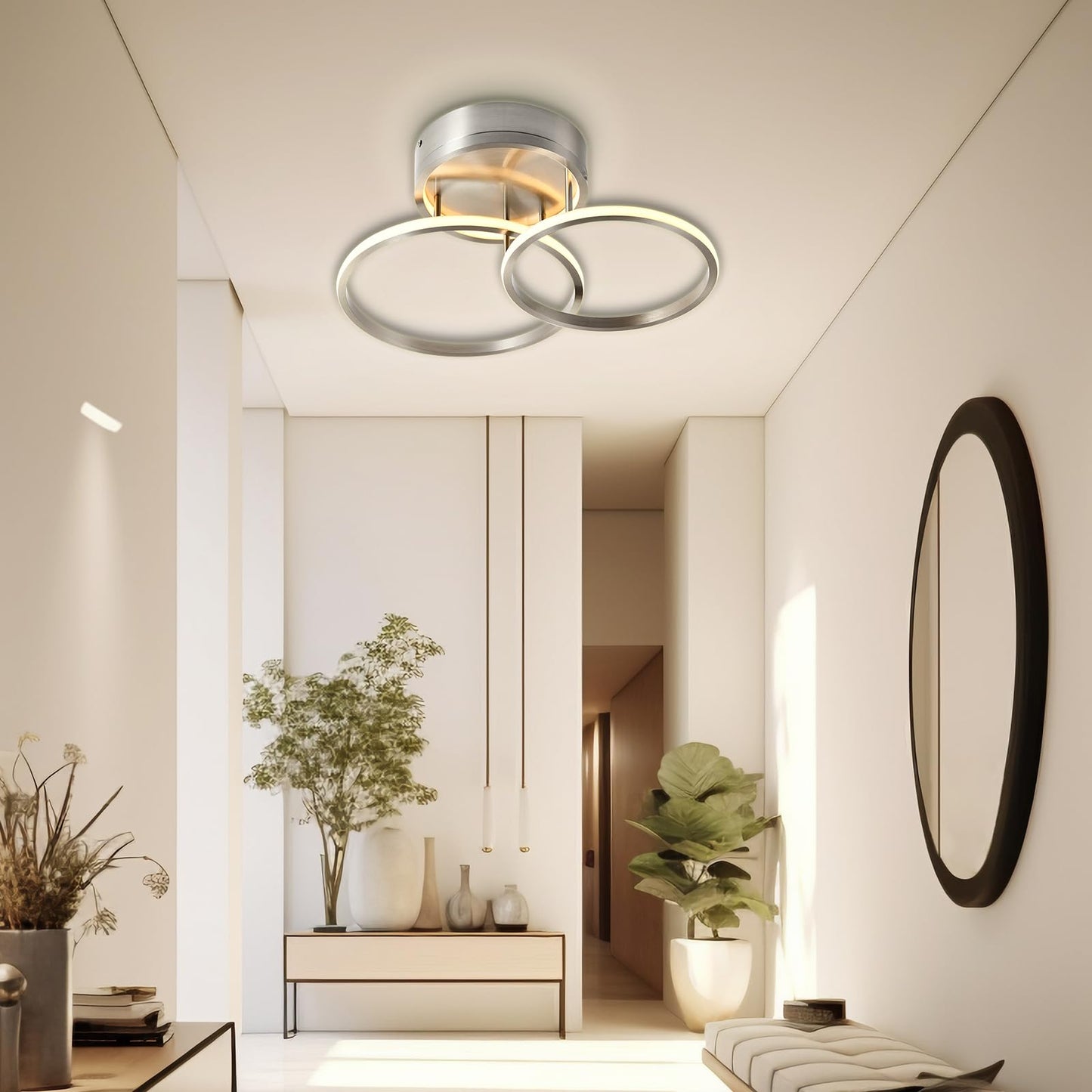 LED-Deckenleuchte mit zwei Metallringen und runder Deckenplatte aus Aluminium