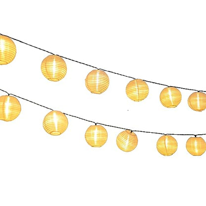 Solar-Lichterkette mit warmweißen Papier-Laternen, einzelne runde Lampions am Seil